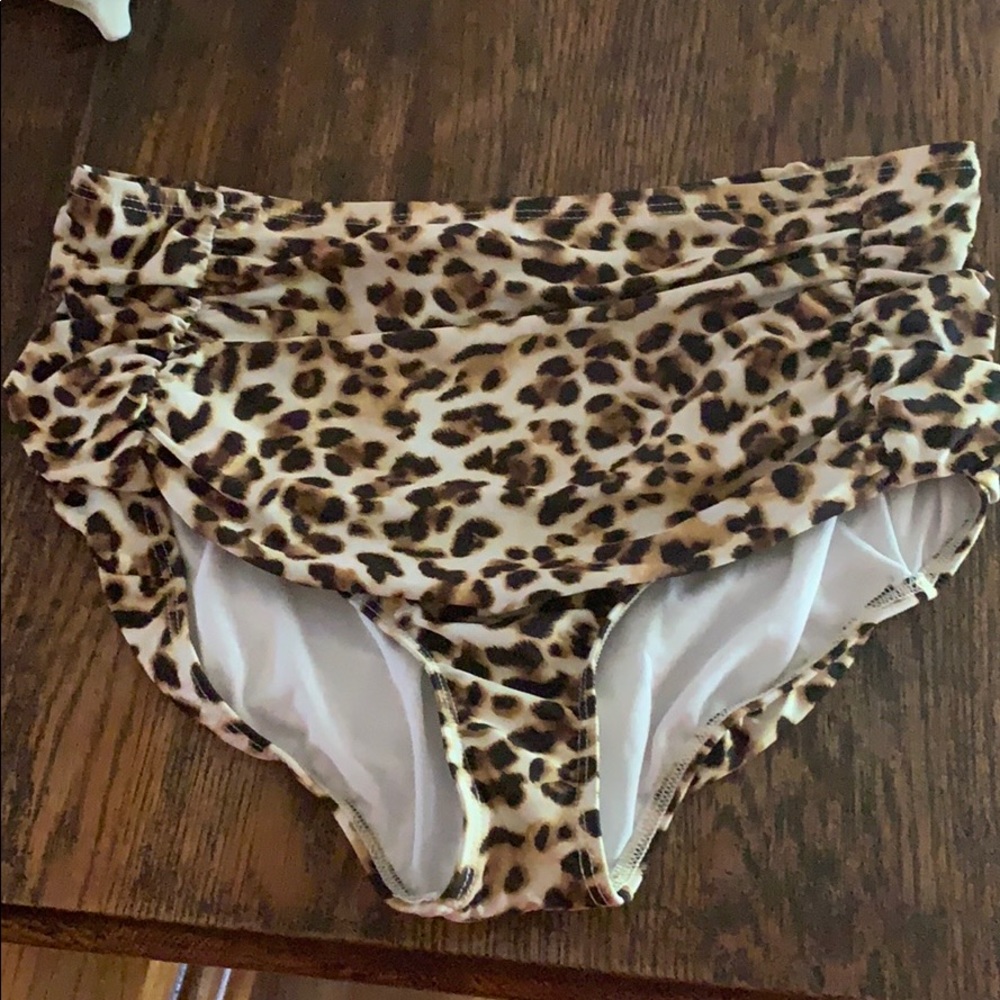 Leopard print high wasted swimsuit bottoms